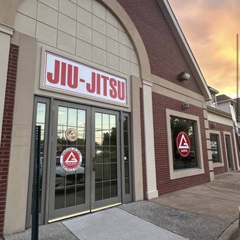 Gracie Barra - Entrance - Brazilian Jiu-jitsu Near Me - Great Falls, Virginia
