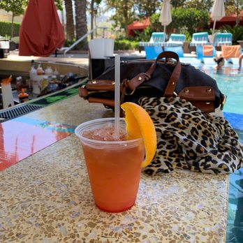 Dive - Mai Tai - Swimming Pools Near Me - Funner, California Dive - Mai Tai - Swimming Pools Near Me - Funner, California