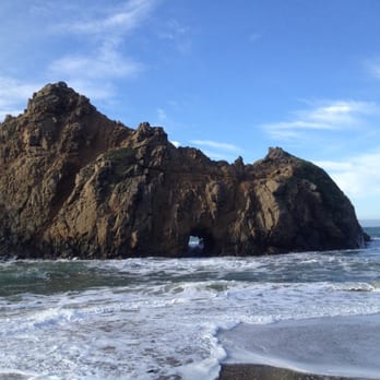 Pfeiffer Beach - Wish I was out there - Beaches Near Me - Big Sur, California