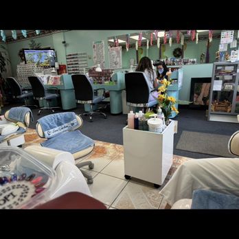 Tango Nail - Nail Salons Near Me - Sandy, Utah