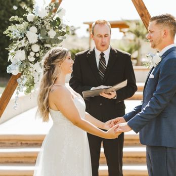 Wedding Officiant Jon - Officiants Near Me