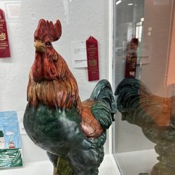 Southpaw Ceramics - Made this in class and won 2nd place at the fair