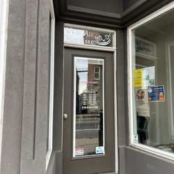 White Rabbit Roasting - Best lattes in the area!