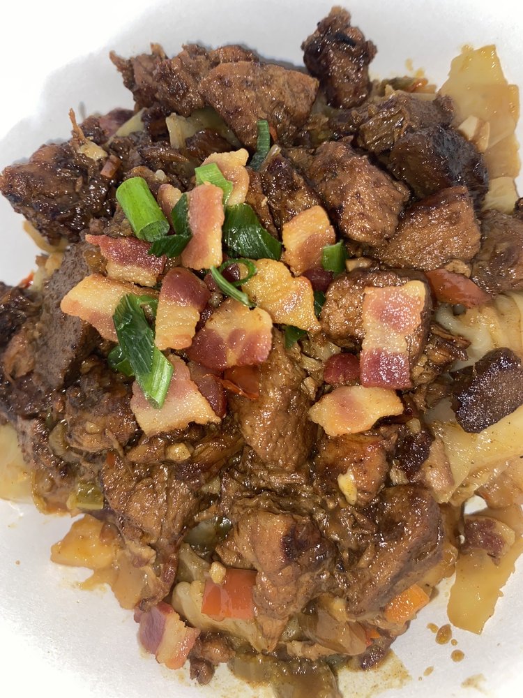 CHEF L.JAE’S CAJUN HOUSE ON WHEELS 1441 E University Blvd, Melbourne