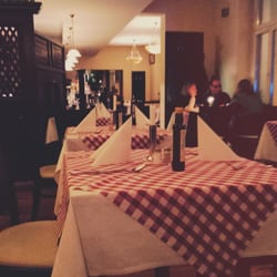 Trattoria Rossini - Blick in den Raum - insgesamt 16-20 Tische