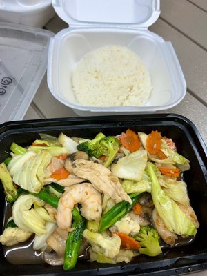 Blue Pacific at Hoover Food Mart by null