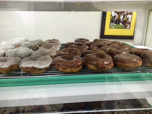 Better-Maid Donut Co by null