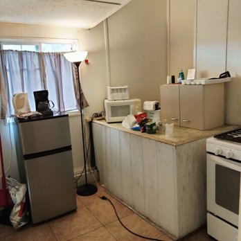 Delight's Hot Springs - Kitchenette in #8, my snacks NOT included!! - Resorts Near Me - Tecopa, California Delight's Hot Springs - Kitchenette in #8, my snacks NOT included!! - Resorts Near Me - Tecopa, California