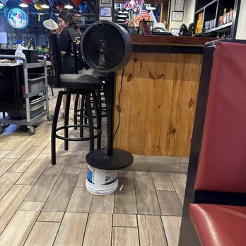 Pho 5Spices - Cool Shark fan blasting - Vietnamese Near Me - Savannah, Georgia
