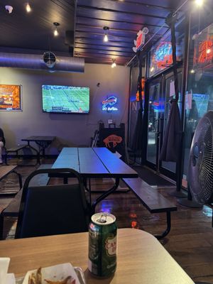 Dan and John's Wings Chelsea by null