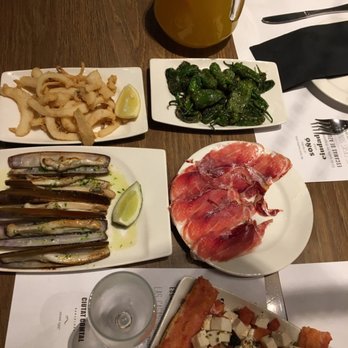 Ciutat Comtal - Tapas Bars Near Me - Barcelona, B