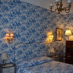 Hotel de l'Abeille - Chambre 302 "Marie Antoinette"