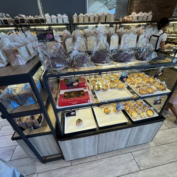 85°C Bakery Cafe-Lakeline - Coffee & Tea Near Me - Austin, Texas 85°C Bakery Cafe-Lakeline - Coffee & Tea Near Me - Austin, Texas