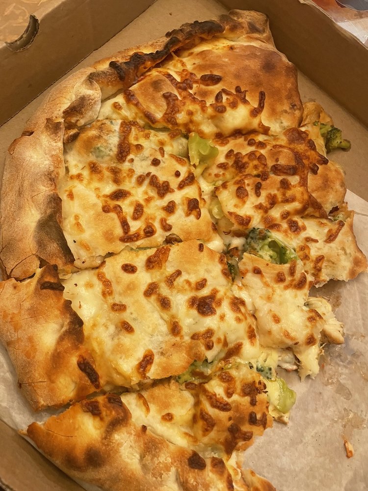 ENZO’S PIZZERIA Updated August 2024 103 Photos & 104 Reviews 129