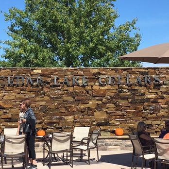Cedar Lake Cellars - The beautiful water wall! - Venues & Event Spaces Near Me - Wright City, Missouri