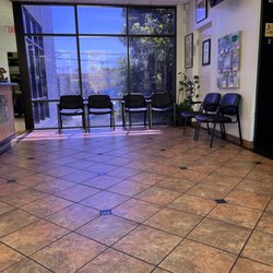 VCA Animal Medical Center of Southern California - Empty waiting room!