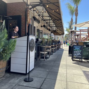 Biergarden Encinitas - Outdoor dining - New American Near Me - Encinitas, California
