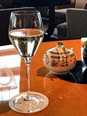 The Lobby Lounge ザ・ロビーラウンジ by null