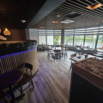 Kan Sushi - Inside the restaurant. - Sushi Bars Near Me - Honolulu, Hawaii Kan Sushi - Inside the restaurant. - Sushi Bars Near Me - Honolulu, Hawaii