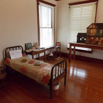 Sample-McDougald House - Child's bedroom. - Venues & Event Spaces Near Me - Pompano Beach, Florida