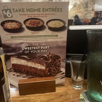 Olive Garden Italian Restaurant - Dessert? Yummy! - Italian Near Me - Austin, Texas Olive Garden Italian Restaurant - Dessert? Yummy! - Italian Near Me - Austin, Texas