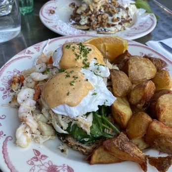 Pancake Boy - Crab Benedict - Breakfast & Brunch Near Me - San Francisco, California Pancake Boy - Crab Benedict - Breakfast & Brunch Near Me - San Francisco, California