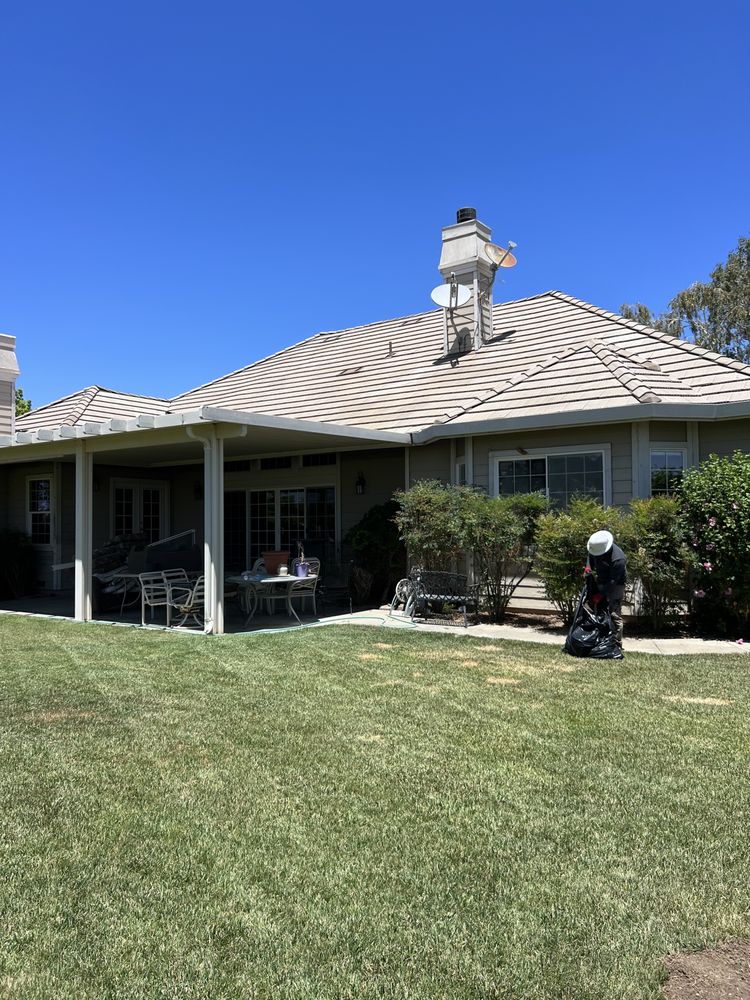 Slide of Art’s Roofing