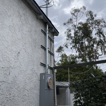 Go Smart Electric - 200 Amp Main Panel- Los Angeles - Electricians Near Me