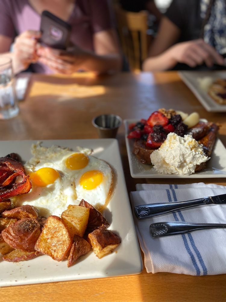 Portage Bay Cafe