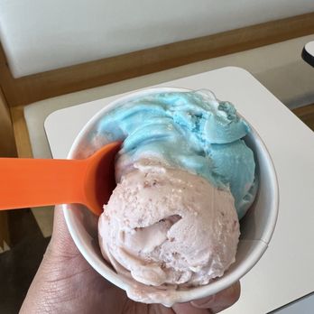 Cosmic Ice Cream - 1-scoop (split flavor) (Strawberries& Cream with Cotton Candy) - Ice Cream & Frozen Yogurt Near Me - Houston, Texas Cosmic Ice Cream - 1-scoop (split flavor) (Strawberries& Cream with Cotton Candy) - Ice Cream & Frozen Yogurt Near Me - Houston, Texas