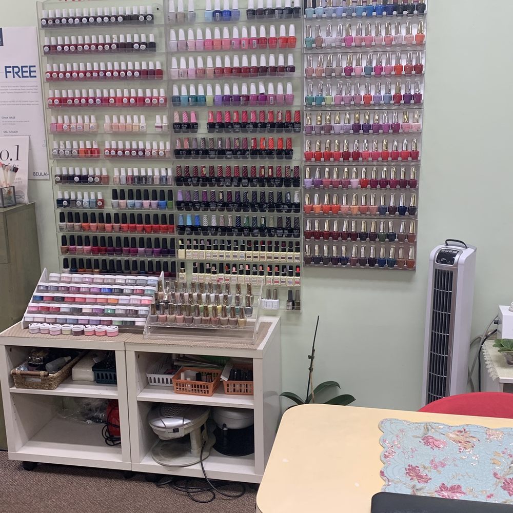 Gina's Best Nails & Spa - Nail Salons Near Me - Mineola, New York Gina's Best Nails & Spa - Nail Salons Near Me - Mineola, New York