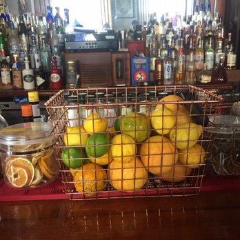 Aqui Se Puede - Some spices and fruit for the cocktails - Cocktail Bars Near Me - San Juan, Puerto Rico