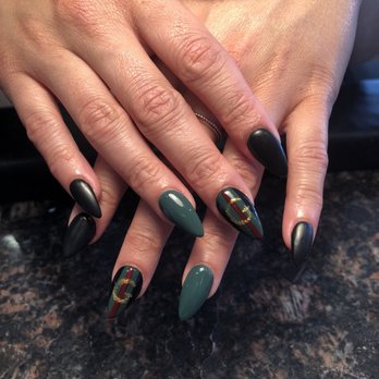 Lyia Nails & Spa - Nail Salons Near Me - Warwick, Rhode Island