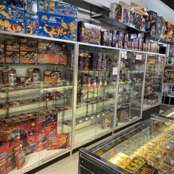 D and E Collectibles - Vintage Toys!