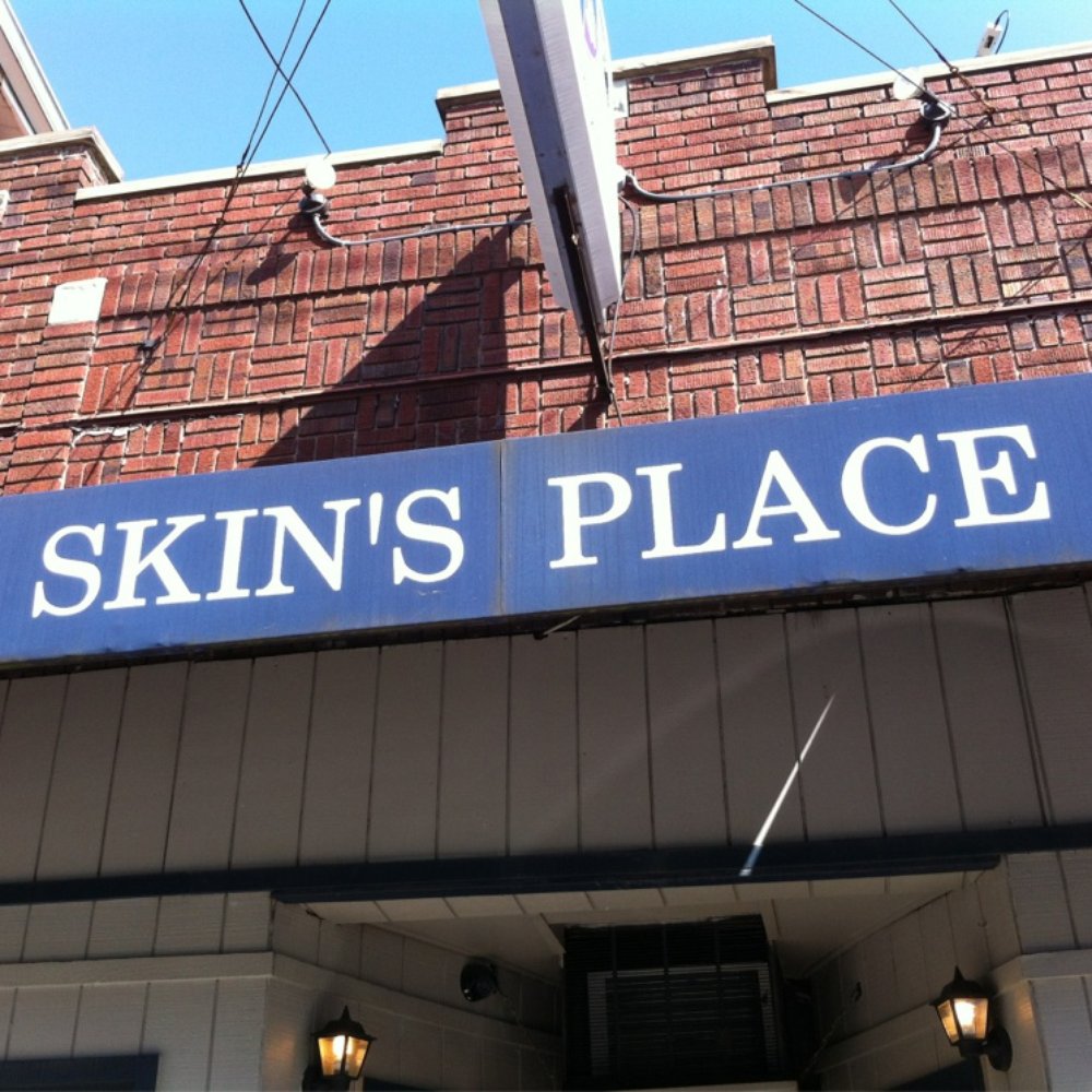 Skins Place - Front - Bars Near Me - Cincinnati, Ohio