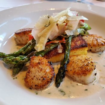 Bloomsbury Bistro - Amazing scallops - New American Near Me - Raleigh, North Carolina Bloomsbury Bistro - Amazing scallops - New American Near Me - Raleigh, North Carolina