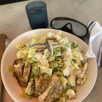 Ocean Social - Caesar Salad with chicken - Breakfast & Brunch Near Me - Miami Beach, Florida