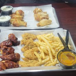 Honey bbq, lemon pepper, chicken and waffle & garlic parmesan with awesome sauce and ranch! Honey bbq, lemon pepper, chicken and waffle & garlic parmesan with awesome sauce and ranch!