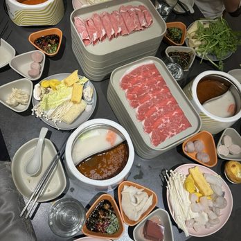 CHOCHO Hot Pot - Hot Pot Near Me - Burnaby, British Columbia CHOCHO Hot Pot - Hot Pot Near Me - Burnaby, British Columbia