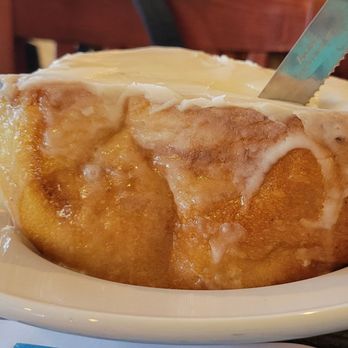 Keys Cafe & Bakery - Cinnamon roll - Bakeries Near Me - Roseville, Minnesota Keys Cafe & Bakery - Cinnamon roll - Bakeries Near Me - Roseville, Minnesota