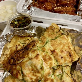 Chicken Day - Chicken Wings Near Me - Los Angeles, California