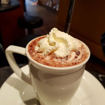 MANNA Delikatessencafe - Hot chocolate - Cafes Near Me - Innsbruck, 7