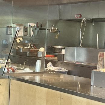 Chipotle Mexican Grill - Kitchen area is filthy and disgusting. - Fast Food Near Me - Chicago, Illinois