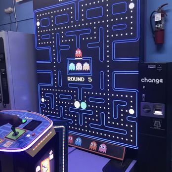 Beech Grove Bowl - Largest PAC-man game ever - Amusement Parks Near Me - Beech Grove, Indiana