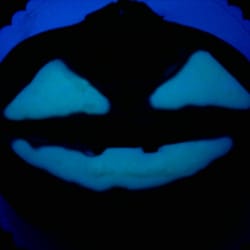 Designer Pastry - Jack-O-Lantern Glow in the Dark Cake!