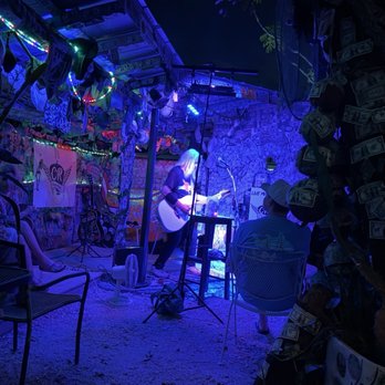 Mahuffer's - Patio - Dive Bars Near Me - Indian Shores, Florida Mahuffer's - Patio - Dive Bars Near Me - Indian Shores, Florida