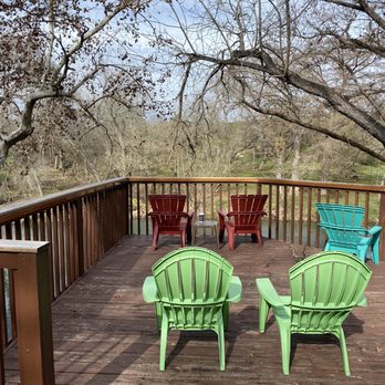 Lamb's Rest Inn - More deck beauty - Bed & Breakfast Near Me - New Braunfels, Texas Lamb's Rest Inn - More deck beauty - Bed & Breakfast Near Me - New Braunfels, Texas
