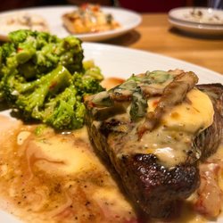 Carrabba's - Tuscan Grill Sirloin with Bryan toppings and sautéed broccoli