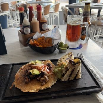 Lion Fish - Pulpo Salseado y Gobernador tacos - Bars Near Me - Tijuana, BCN Lion Fish - Pulpo Salseado y Gobernador tacos - Bars Near Me - Tijuana, BCN