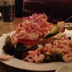 The Bulls Pub - Gigantic shrimp sandwich, recommended!